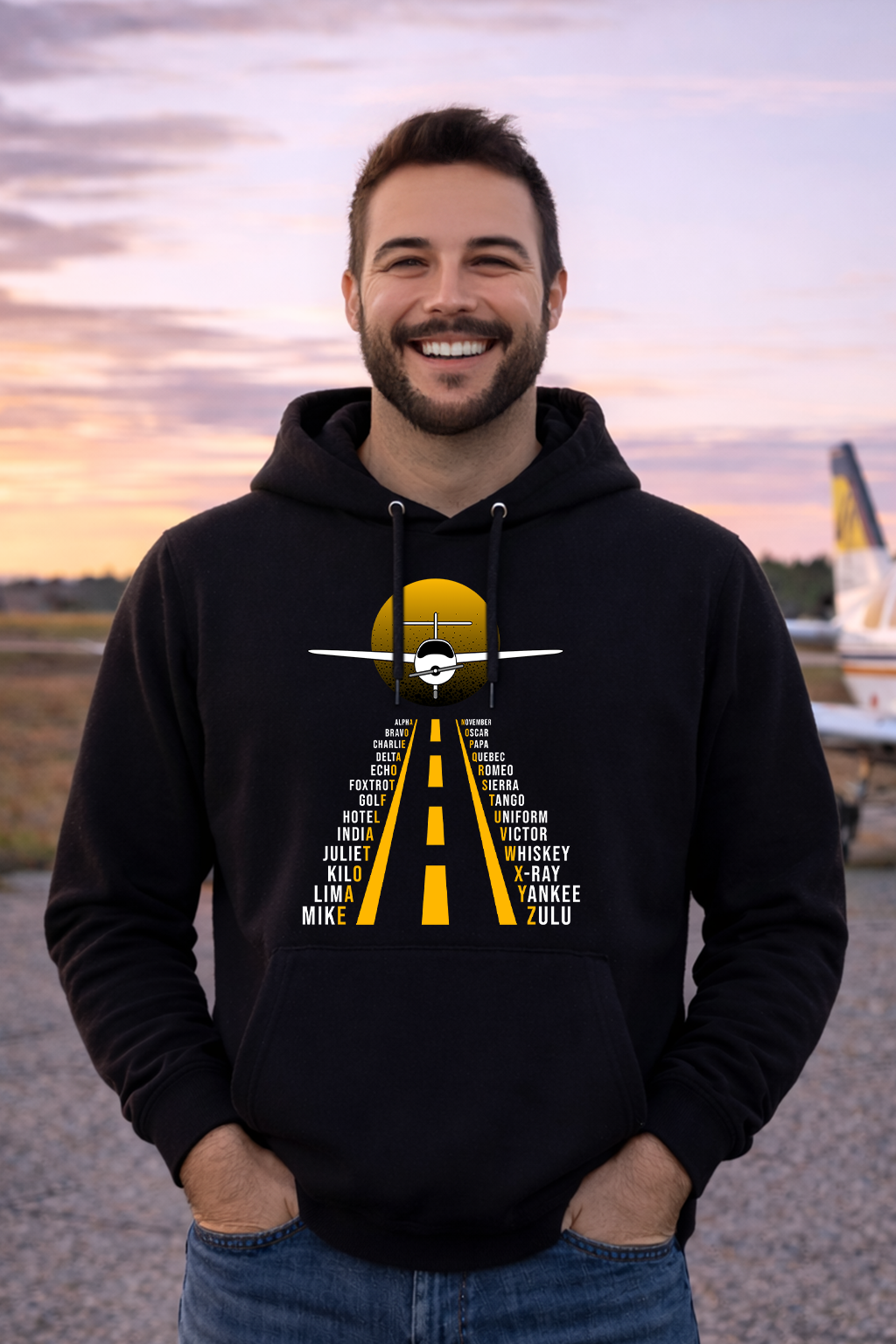 Hoodie - Pilotenalphabet  mit Landebahn