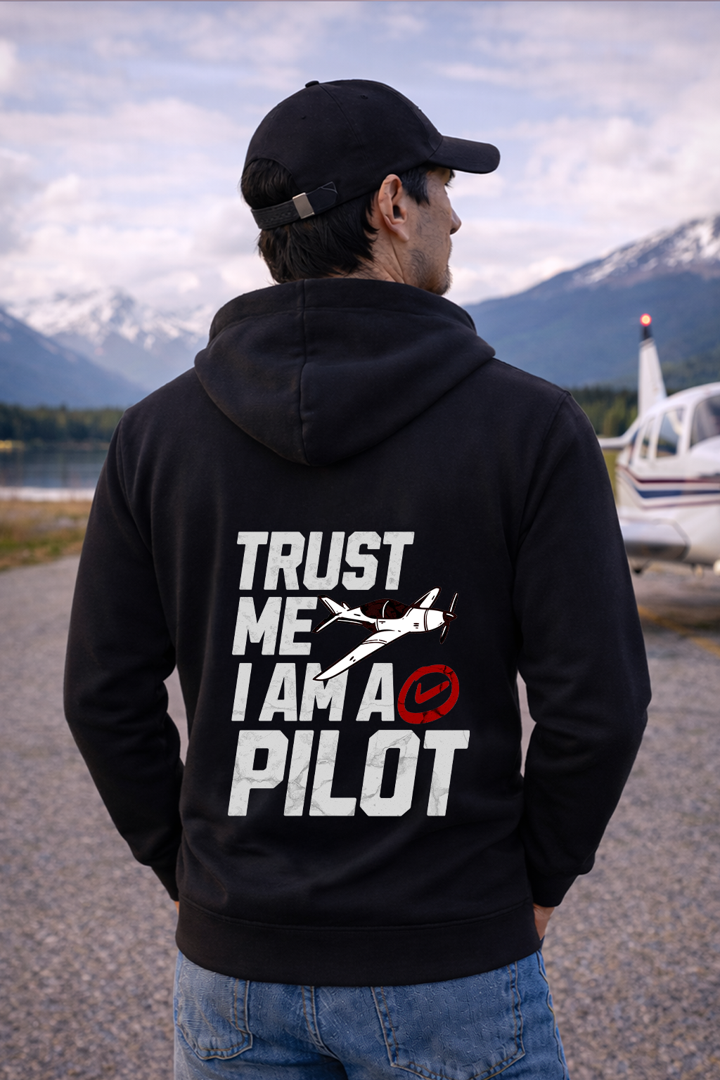 Hoodie - Trust me I am a pilot Backprint
